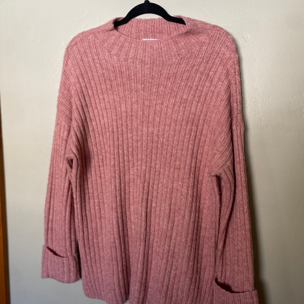Chunky Knit Pink Crew Neck Sweater
